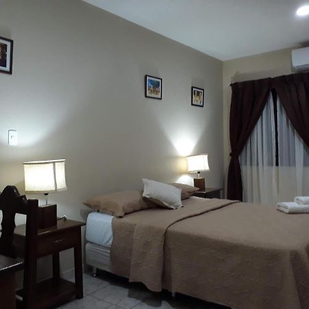 El Suto Apart Hotel San José de Chiquitos Exteriör bild